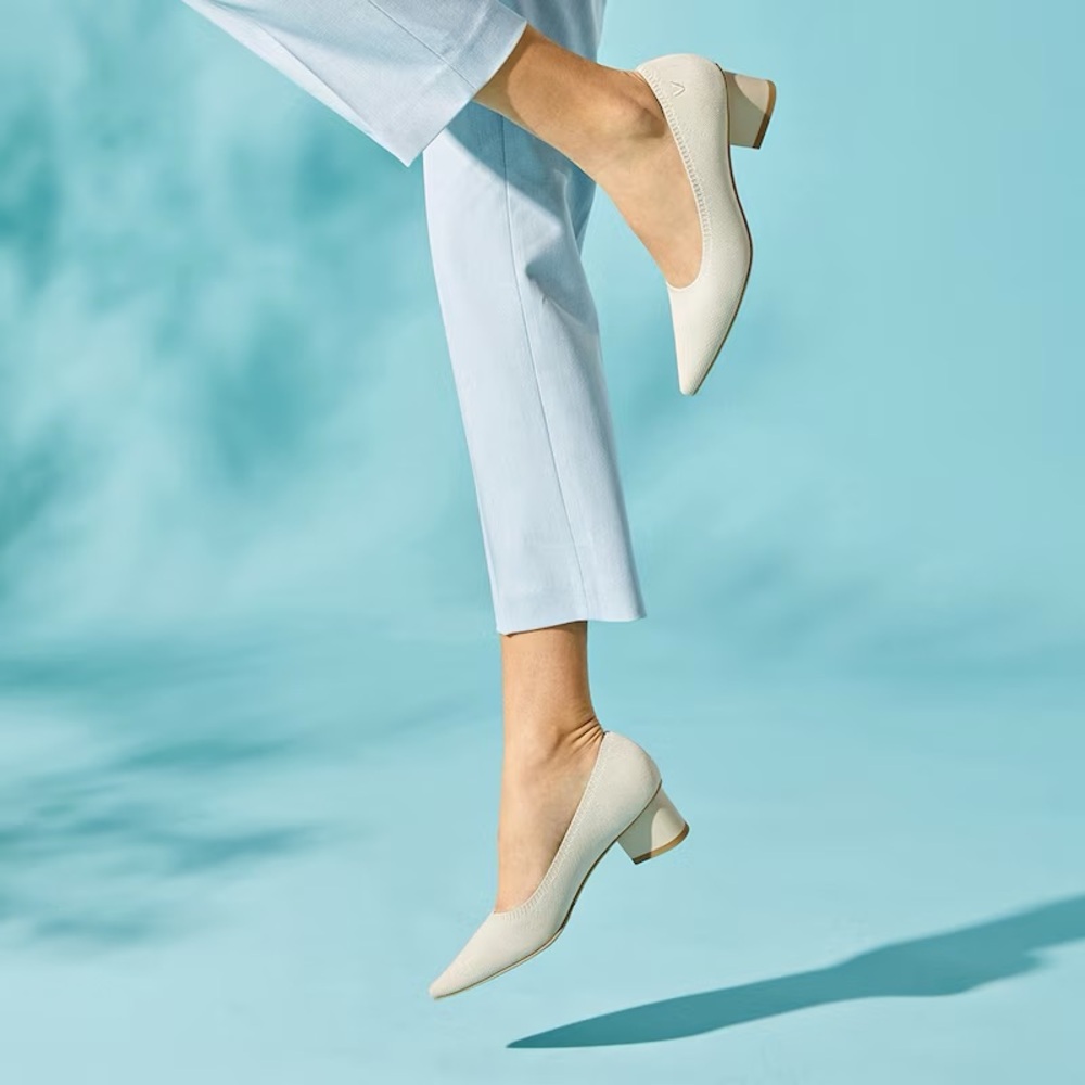 Vivaia Pointed-Toe Chunky Heel EU39/US W8.5